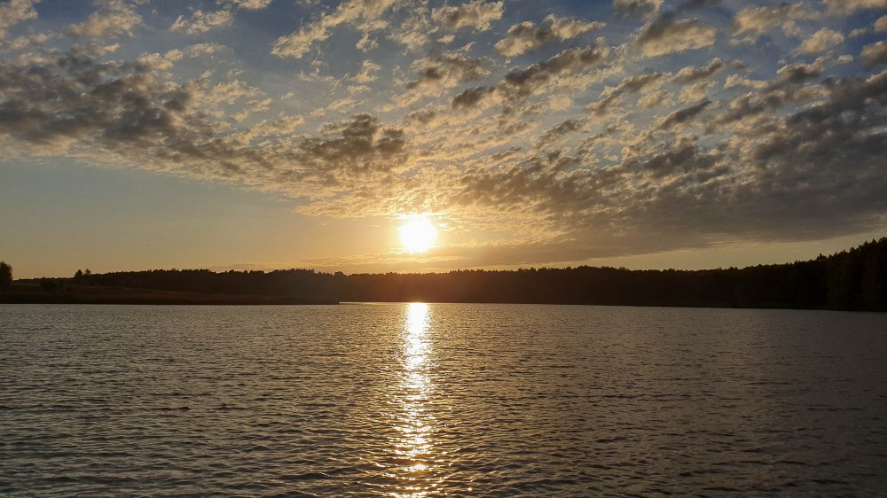 Десногорск рыбалка на водохранилище. Водохранилище Десногорск. Десногорск озеро. Город Десногорск водохранилище. Десногорск Смоленская область водохранилище.